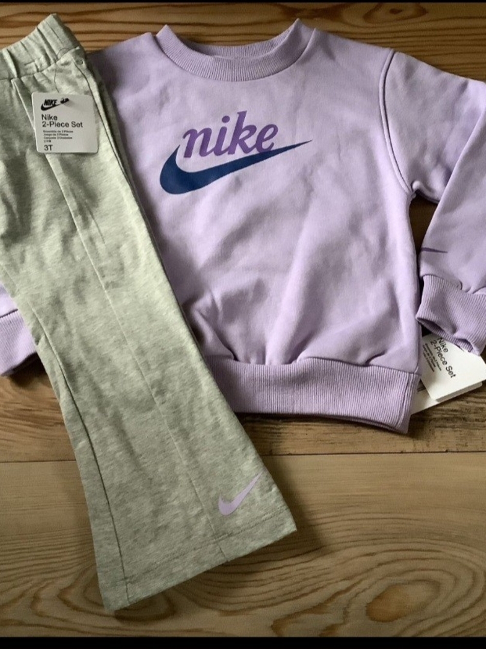 Nike Girls Lavender Sweatshirt & Light Gray Leggings Set Size 3T(NWT)